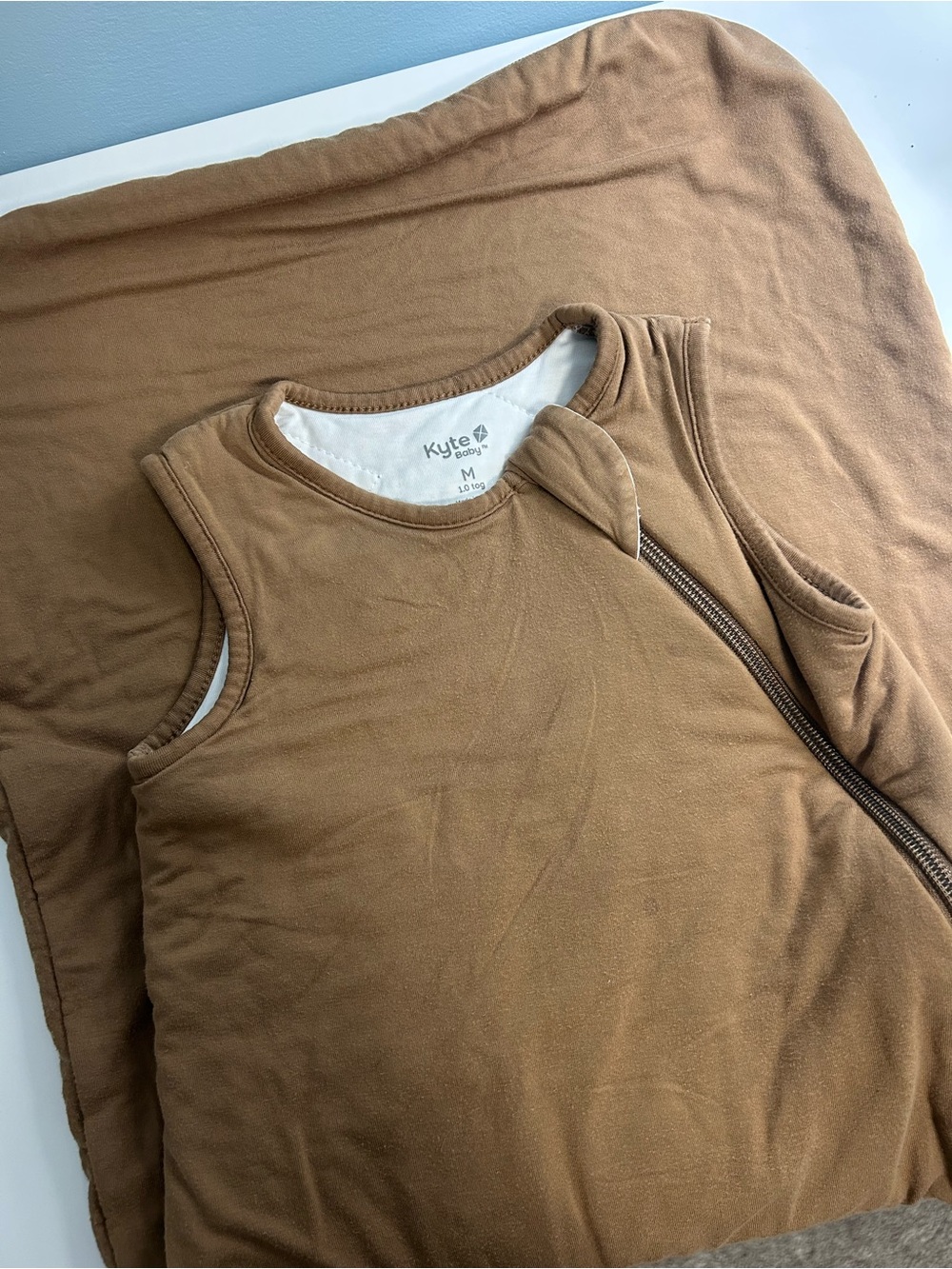 Kyte Baby Brown Sleep Sack, Medium 1.0 TOG